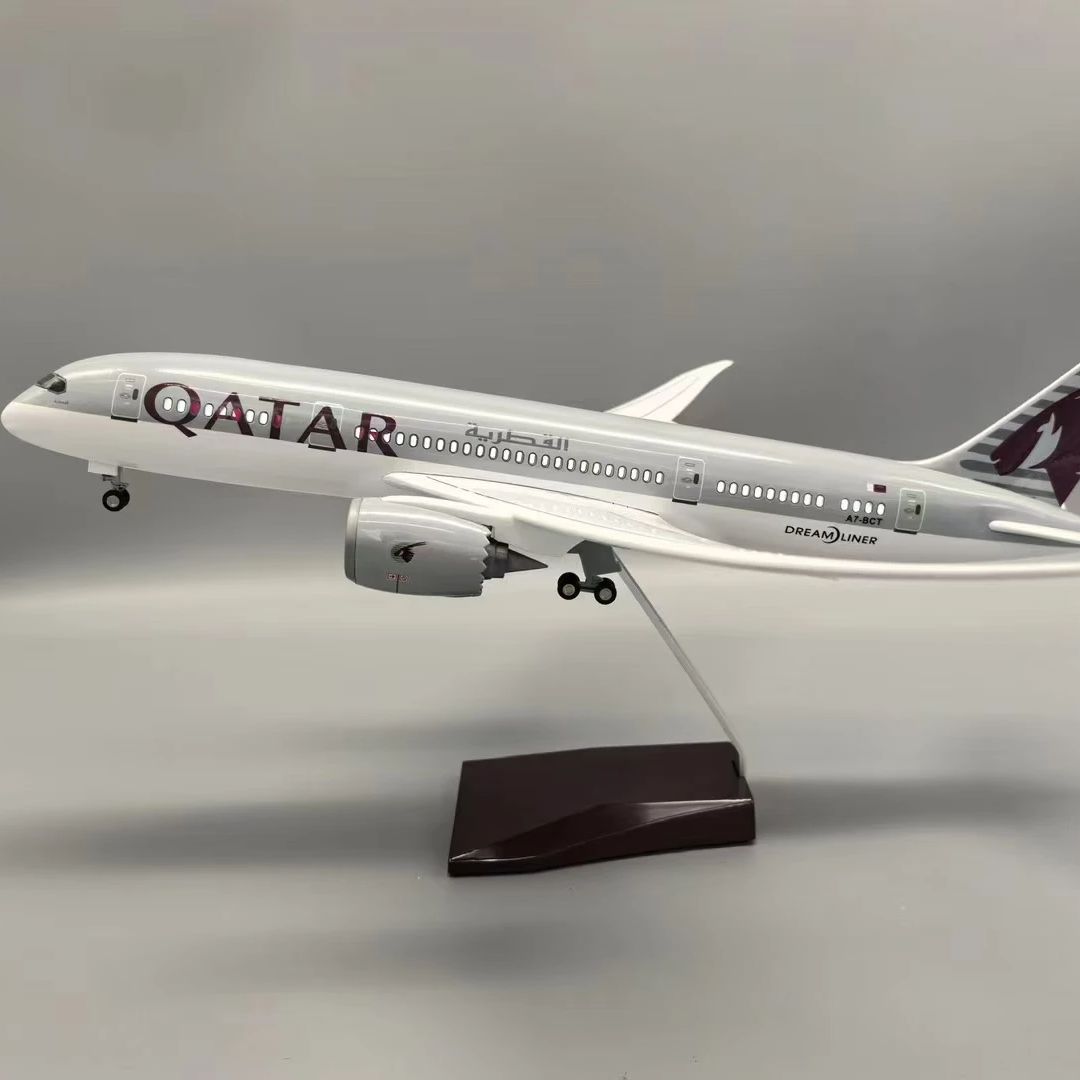 1:130 Scale 43cm 787  Jet Qata - Kids Toys Qatar recension och pris