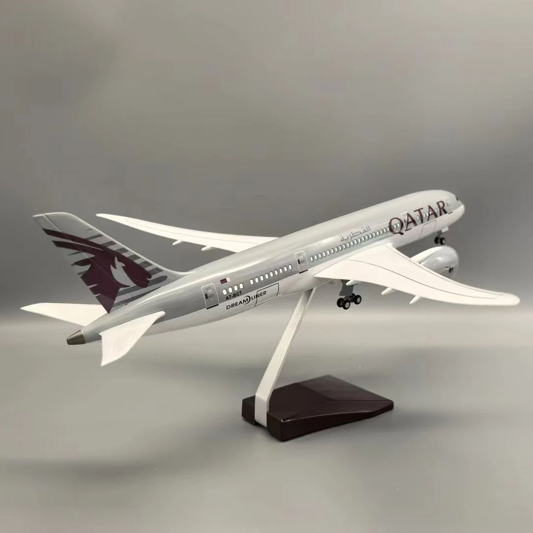 1:130 Scale 43cm 787  Jet Qata - Kids Toys Qatar recension och pris